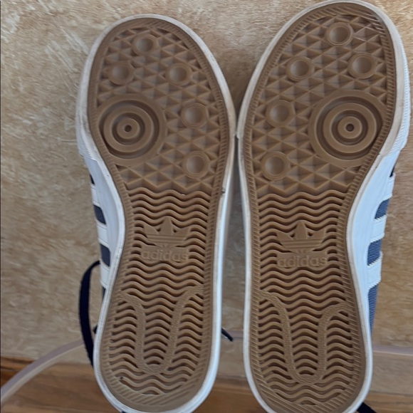 Adidas Adi-ease J Boys Sneakers Style : Ee6125; SZ: 3.5 EUC - Picture 5 of 9